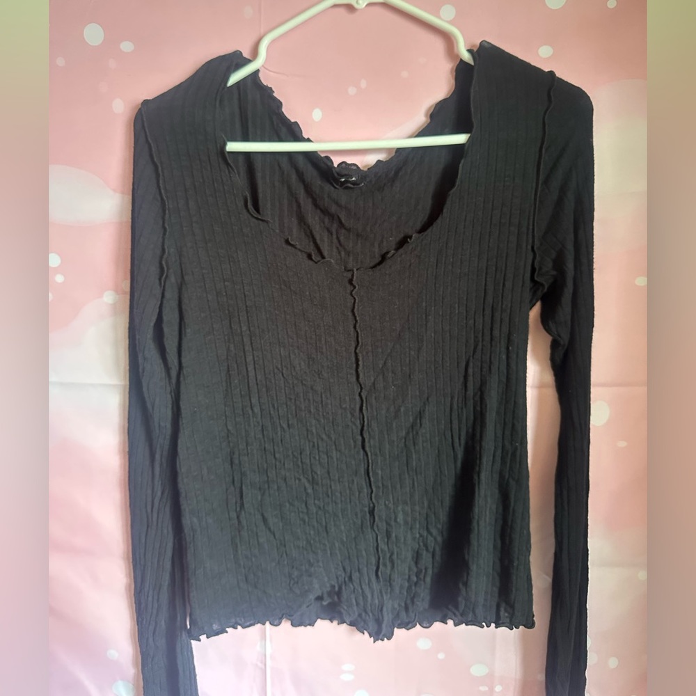 Urban Black Longsleeve